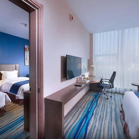 Holiday Inn Express Shenyang North Station By Ihg ภายนอก รูปภาพ