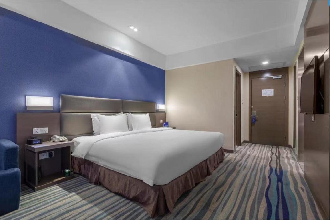 Holiday Inn Express Shenyang North Station By Ihg ภายนอก รูปภาพ