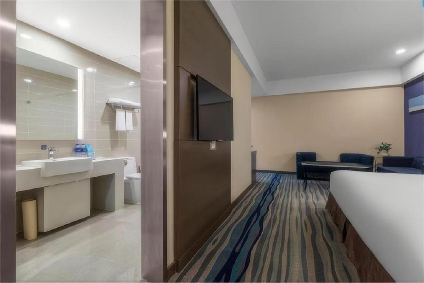 Holiday Inn Express Shenyang North Station By Ihg ภายนอก รูปภาพ
